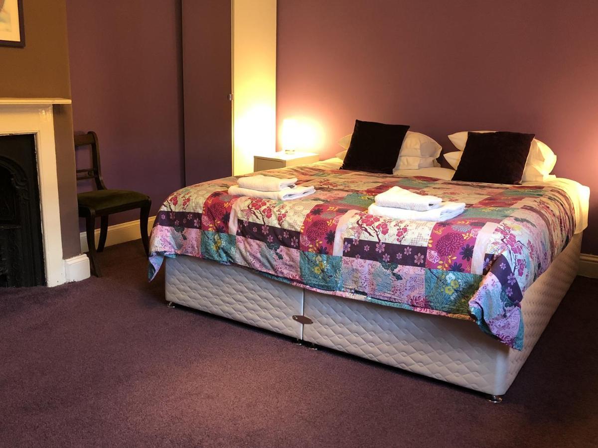 Circles Guest House Pewsey Bagian luar foto
